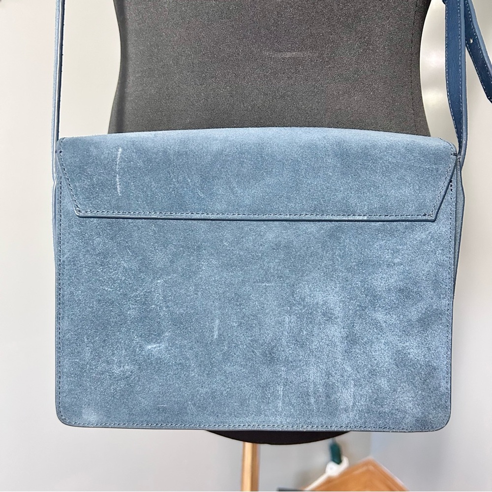 NWOT (never carried) Neely & Chloe blue suede magnetic flap small shoulder bag - Picture 7 of 7
